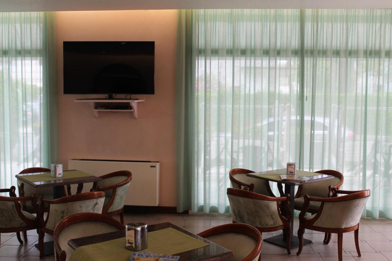 Hotel Palme Park & Beach Included 利多迪迪耶索洛 外观 照片